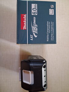 18V makita aku (6 foto / 6)