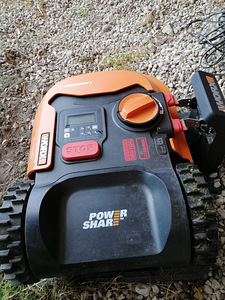 Robotniiduk Worx Landroid M1000, WR143E (4 foto / 4)