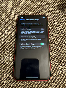 Apple iPhone XR (PRODUCT)Red 128GB (5 foto / 5)