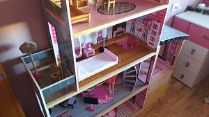 Kidkraft Sparkle Mansion nukumaja (4 foto / 10)
