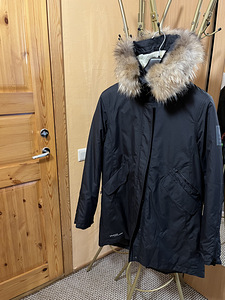 Huppa naiste talveparka Vivian XL suurus (1 foto / 3)