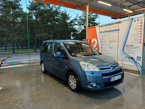 Citroen Berlingo 1.6 дизель (3 фото из 9)