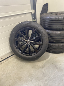 235/55/18 Volksvagen Multivan (1 foto / 1)