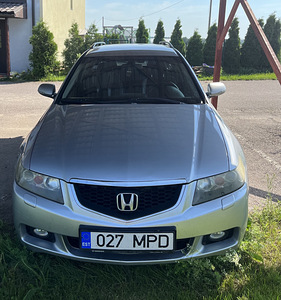 Honda accord tourer 2004 (1 foto / 6)