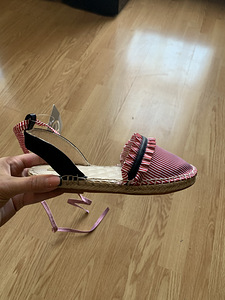 Laste sandaalid Guess 33 Uus (4 foto / 6)