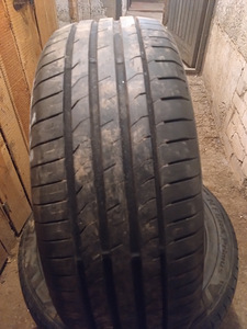 Nexen suverehvid 225/55/RZ17 (1 foto / 3)