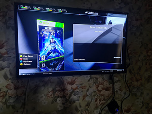 Xbox 360 freebot, 300 gb.40games (6 foto / 7)