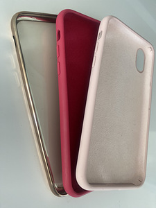 Чехлы на IPhone X/XS (2 фото из 3)