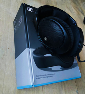 Sennheiser HD 560s (1 фото из 1)