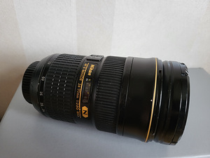 M: NIKON AF-S NIKKOR 24-70 1:2,8 G ED (4 foto / 8)
