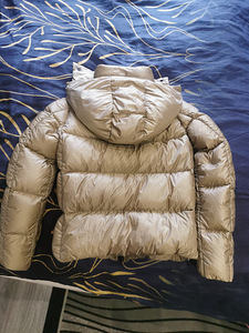Calvin klein куртка оригинал (1 фото из 3)