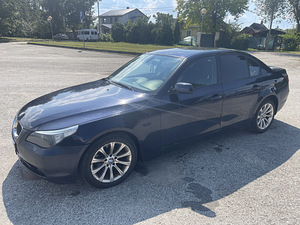 BMW e60 525d manuaal 2005a (2 foto / 10)
