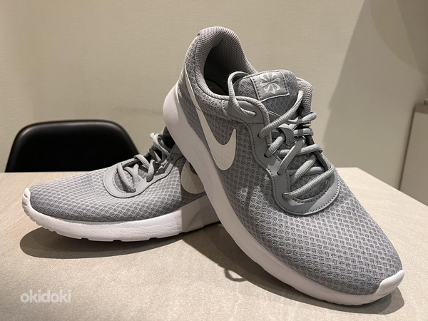Nike обувь (фото #1)
