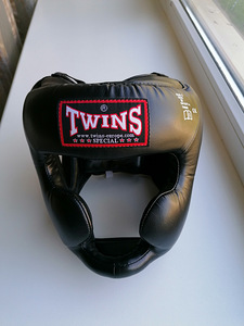 Боксёрский шлем "Twins"
