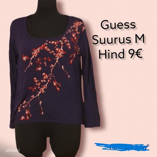 Guess блузку на размер М (фото #1)