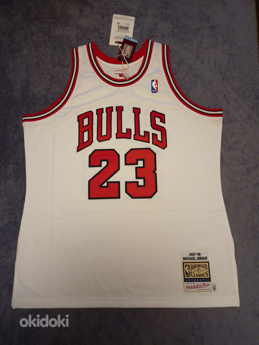 Michael Jordan White Chicago Bulls Mitchell & Ness 1997-98