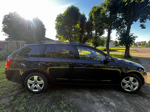 Škoda Octavia (3 foto / 8)
