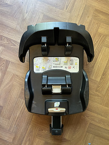 Doona+ с креплением isofix (8 фото из 9)