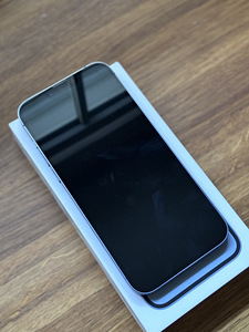iPhone 14 Plus 128 ГБ (3 фото из 3)