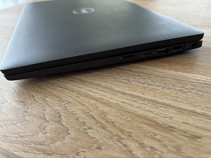 Dell Latitude 7420 (4 foto / 6)