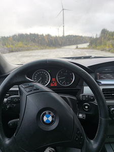BMW 525 e61 (6 foto / 7)