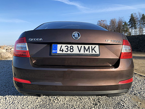 Skoda Octavia в хорошем состоянии 194000 км (6 фото из 12)