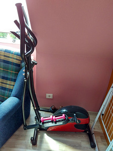 HopSport elliptiline trenažöör (3 foto / 4)