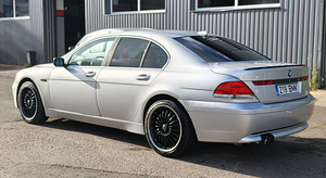 Müüa BMW E65 745i (7 foto / 14)