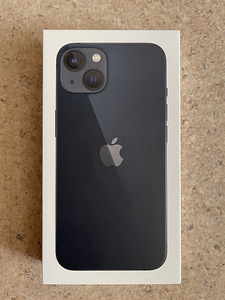 iPhone 13 128 midnight Uus (1 foto / 2)