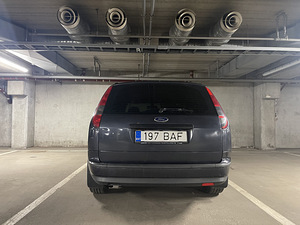 Ford Focus 2.0 107kw 2007 automaat (4 foto / 10)