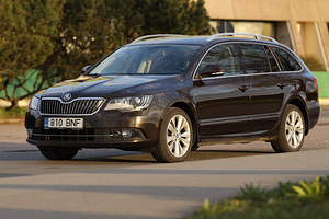 Skoda Superb 2015, 1.8 (1 foto / 13)