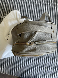 Furla рюкзак (2 фото из 8)