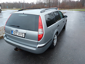 Ford Mondeo 1,8 81 kw 2007 (4 foto / 10)