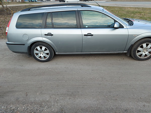 Ford Mondeo 1,8 81 kw 2007 (6 foto / 13)