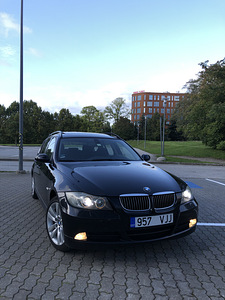 BMW 325D Touring 2007 (1 foto / 12)