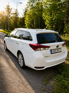 Toyota auris 1.8 HÜBRIID hybrid LPG (2 foto / 4)