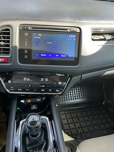 Honda H-RV (9 foto / 10)