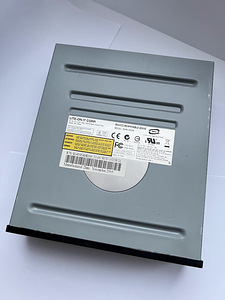 DVD/CD-R Drive [SHW-16H5S] (2 foto / 3)