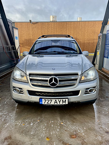 Mercedes Benz GL 420 CDi (3 foto / 8)