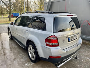 Mercedes Benz GL 420 CDi (5 foto / 8)