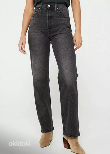 Levis Ribcage Straight teksad, W24L32