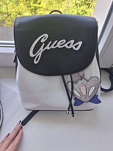 Guess рюкзак (1 фото из 3)