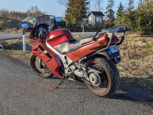 Honda VFR 750 RC 36-1 V4 74kW (7 foto / 8)