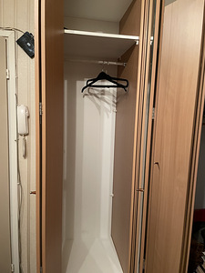 Garderoob esikus (2 foto / 8)