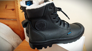 S.40(stm 25.5sm)- talve PALLADIUM PAMPA Sport CUFF-uued- (6 foto / 10)