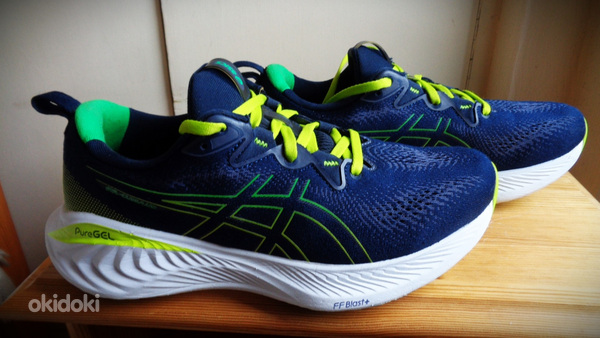 S.43-43.5(stm 27.5 sm)-ASICS Gel CUMULUS*25 running