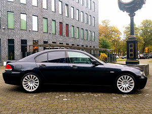 BMW 730D INDIVIDUAL 160kw Üv 2023 oktoober (7 foto / 7)
