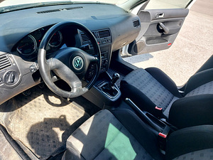 Volksvagen Golf 2006 77kw мануал бензин (8 фото из 15)