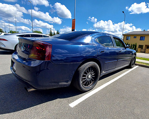 Dodge Charger Base 2006 Atm 186kw (2 foto / 10)