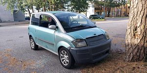 Mopeedauto Microcar MC2 2006 Tervik/Varuosad (10 foto / 14)